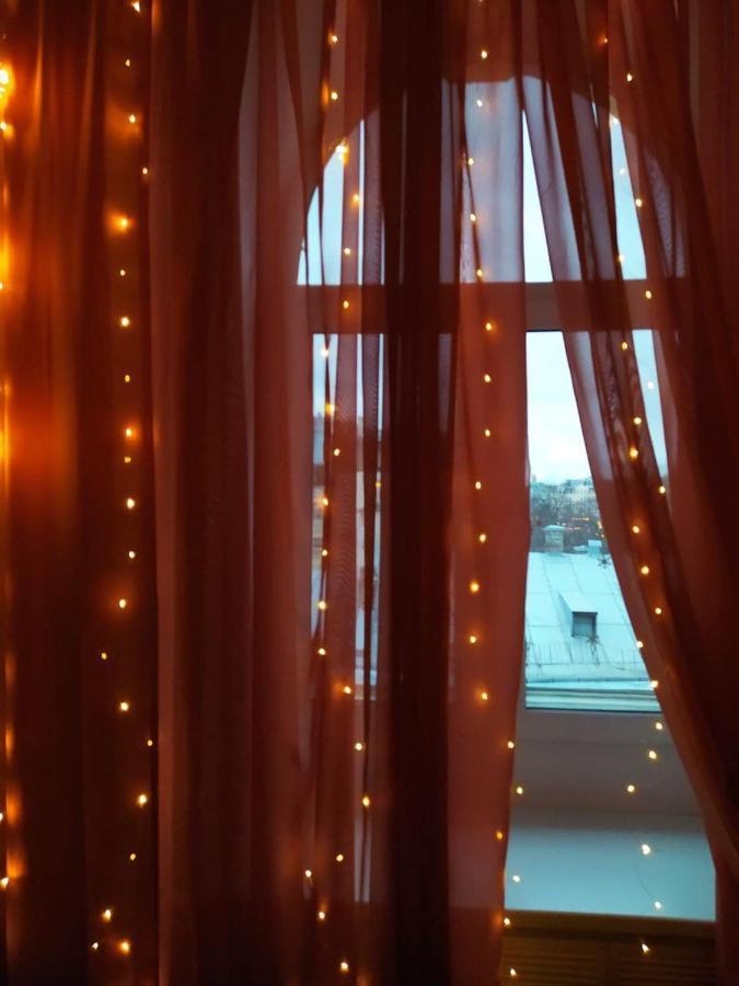 Світло Є! Історичний Центр! Apartman Kijev Kültér fotó